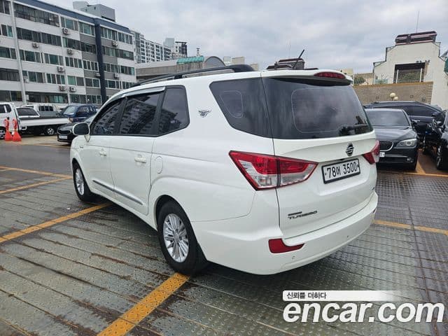 KG모빌리티(SsangYong) Korando 투리스모 2WD GT 11인승, 2014 все фото