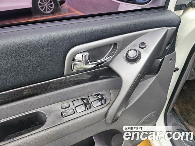 KG모빌리티(SsangYong) Korando 투리스모 2WD GT 11인승, 2014 15