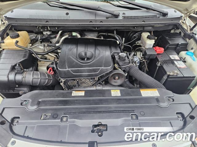 KG모빌리티(SsangYong) Korando 투리스모 2WD GT 11인승, 2014 20