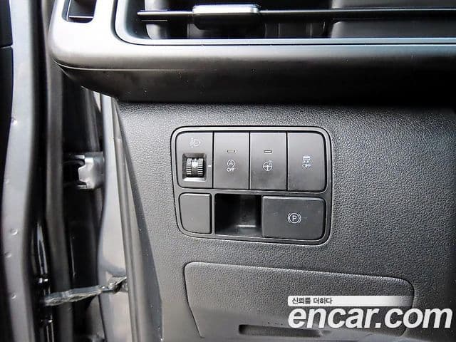 Hyundai Staria Modern, 2023 12