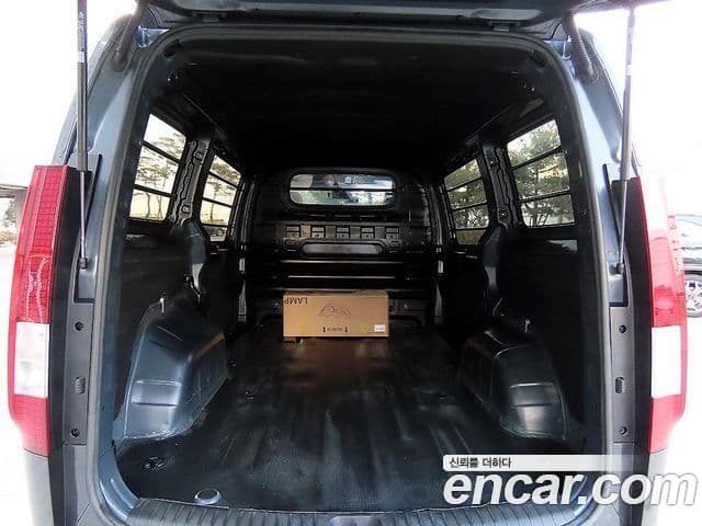 Hyundai Staria Modern, 2023 15