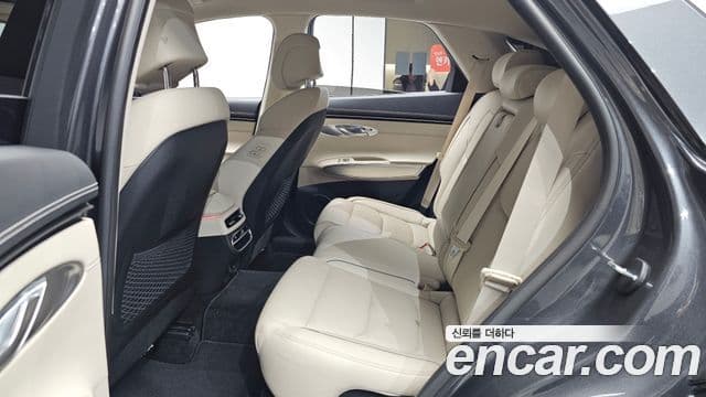 Genesis GV70, 2021 12