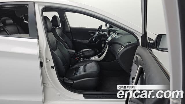 Hyundai Avante MD Luxury, 2012 12