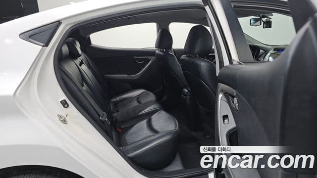 Hyundai Avante MD Luxury, 2012 13