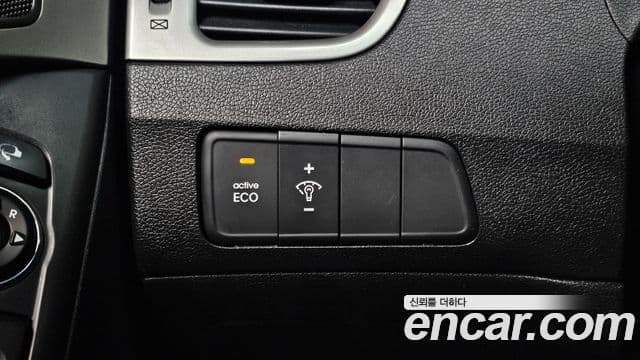 Hyundai Avante MD Luxury, 2012 15