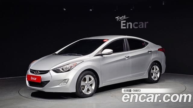 Hyundai Avante MD Premier, 2012 1