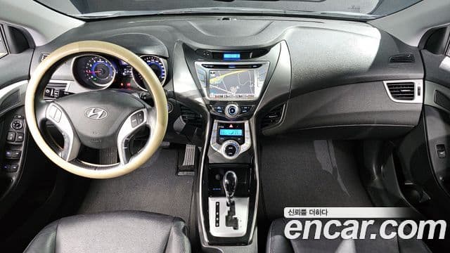 Hyundai Avante MD Premier, 2012 7