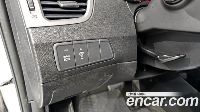 Hyundai Avante MD Premier, 2012 15