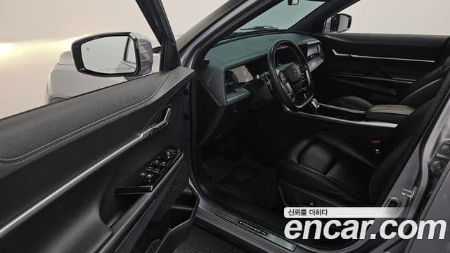 KG모빌리티(SsangYong) Torres T7, 2023 11