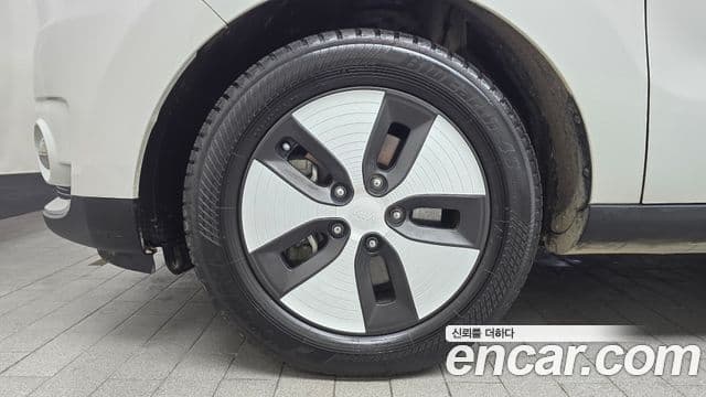 Kia Soul EV, 2018 все фото