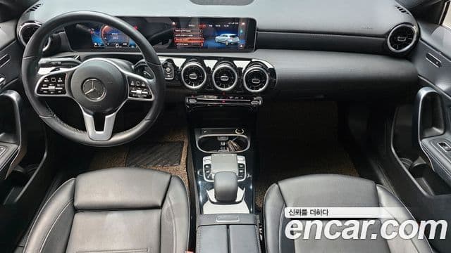 Mercedes-Benz A-класс W177 A220 хэтчбек, 2020 7