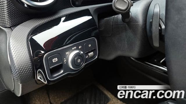 Mercedes-Benz A-класс W177 A220 хэтчбек, 2020 17