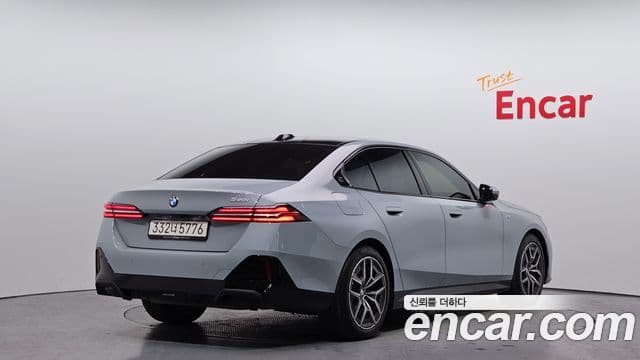 BMW 5시리즈 (G60) 520i M Sport, 2025 2