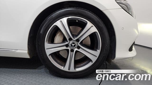 Mercedes-Benz E-класс W213 Avantgarde, 2018 все фото