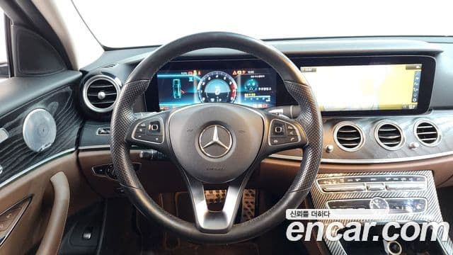 Mercedes-Benz E-класс W213 Avantgarde, 2018 13