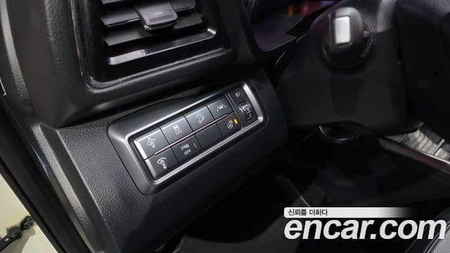 KG모빌리티(SsangYong) Berry New Tivoli V3, 2022 16