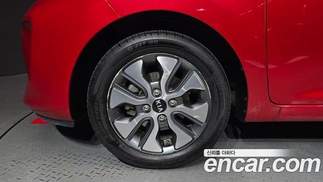 Kia The / новый New Morning Luxury, 2016 все фото