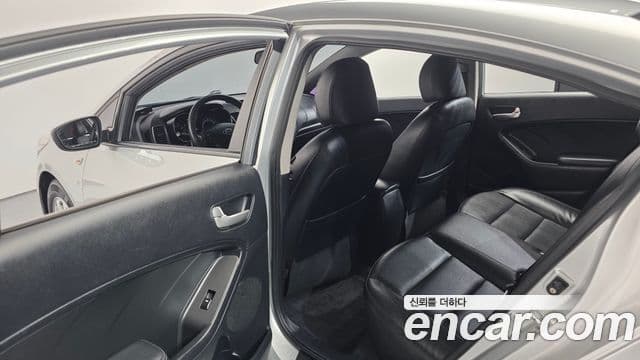 Kia K3 Deluxe, 2014 17