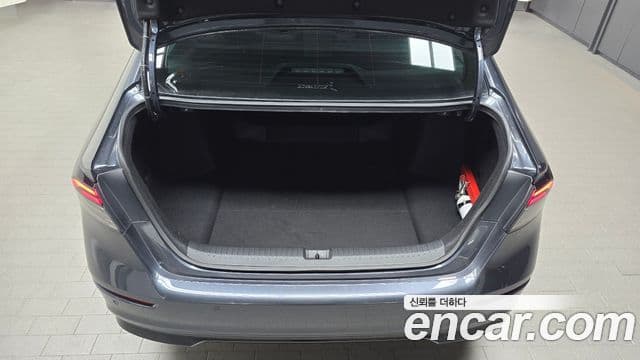 Honda Accord 11세대 2.0 гибрид Туринг (Touring), 2025 20