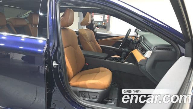 Toyota 캠리 (XV80) 2.5 XLE Premium гибрид, 2025 10