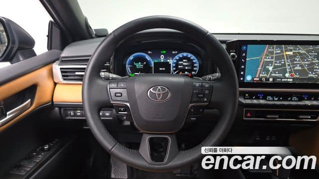 Toyota 캠리 (XV80) 2.5 XLE Premium гибрид, 2025 13