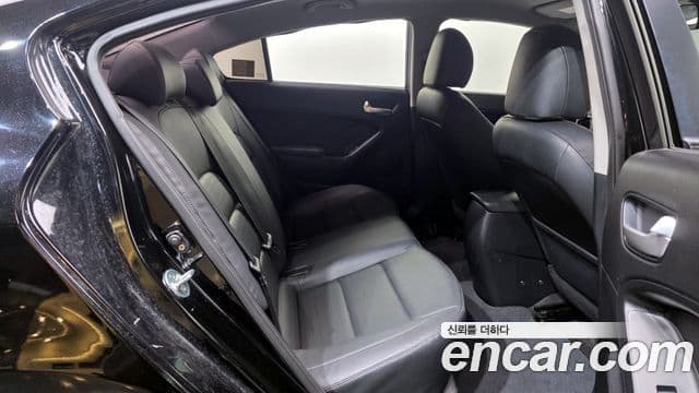 Kia The / новый New K3 Trendy, 2017 12