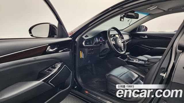 Kia All New K7 Noblesse, 2019 10