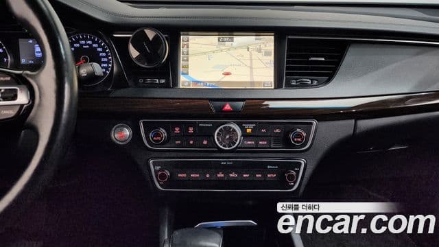 Kia All New K7 Noblesse, 2019 14