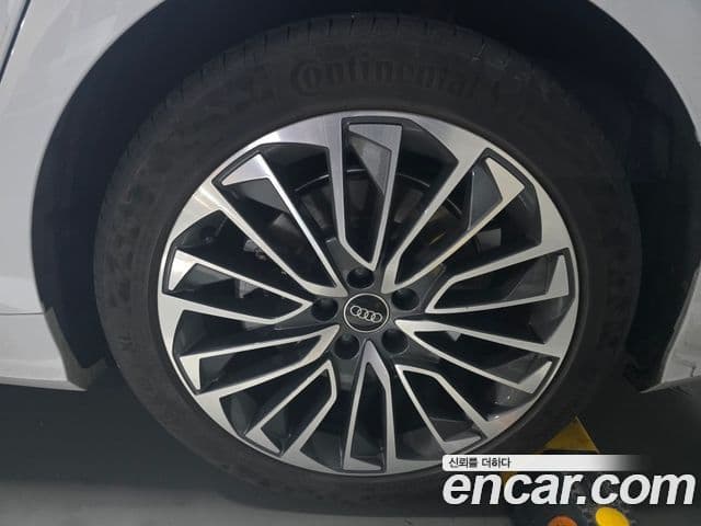 Audi A6 (C8) Premium, 2025 17