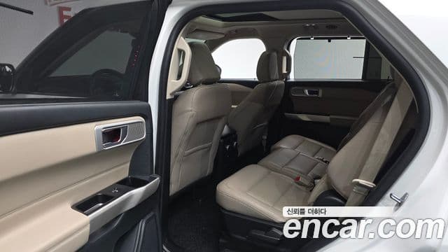 Ford Explorer 6세대 2.3 Limited 4WD, 2023 11