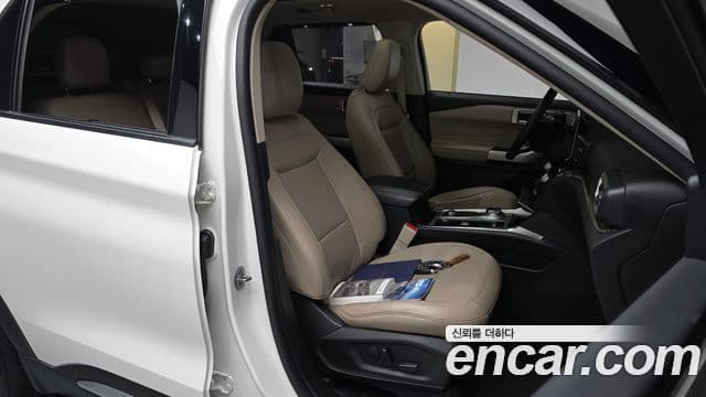 Ford Explorer 6세대 2.3 Limited 4WD, 2023 12