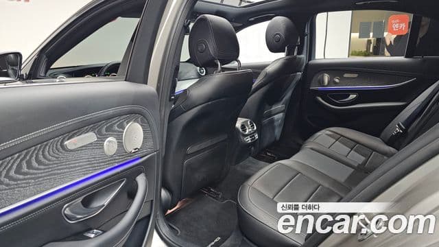 Mercedes-Benz E-класс W213 AMG Line, 2022 12