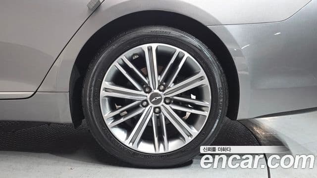 Genesis G80 Luxury, 2019 все фото