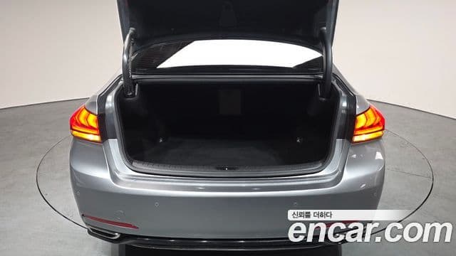 Genesis G80 Luxury, 2019 20