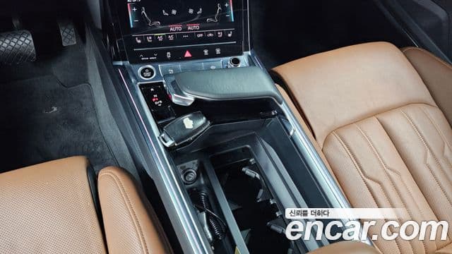 Audi e-Tron 55 Quattro Sportback, 2022 9