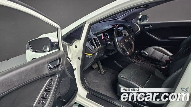 Kia K3 Noblesse, 2015 11