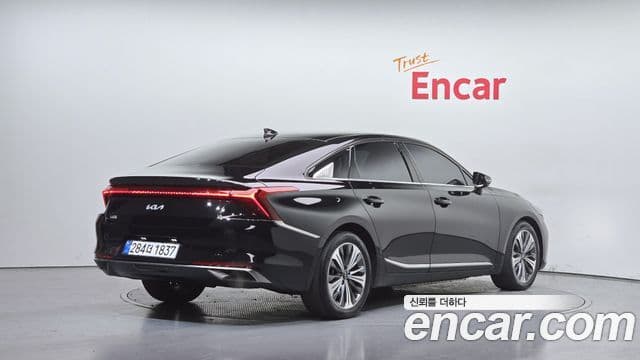 Kia K8 Noblesse, 2022 2