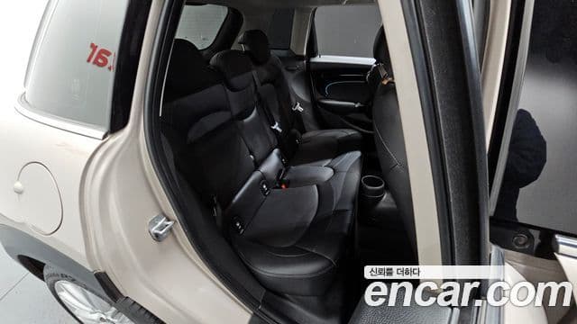 Mini Cooper 3세대, 2022 11