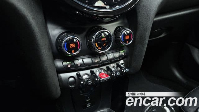 Mini Cooper 3세대, 2022 15