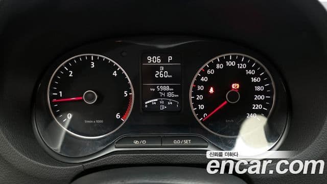 Volkswagen 폴로 5세대, 2014 8