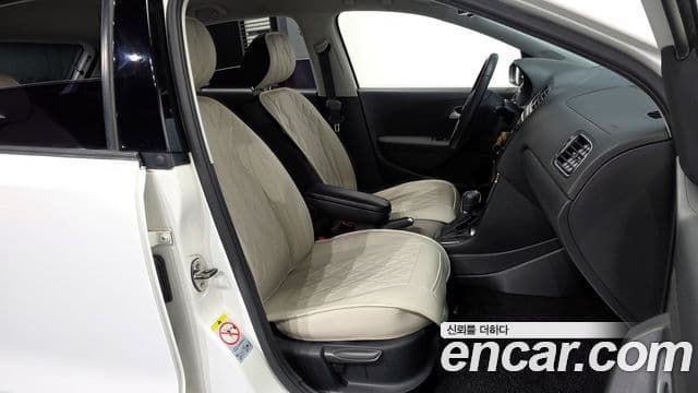 Volkswagen 폴로 5세대, 2014 11