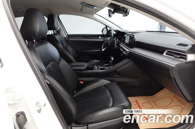 Kia K5 3세대 Trendy, 2022 17