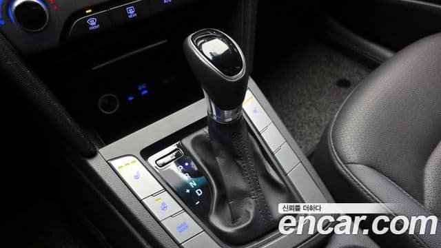 Hyundai Avante AD Modern, 2016 9