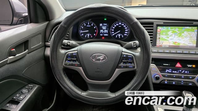 Hyundai Avante AD Modern, 2016 13