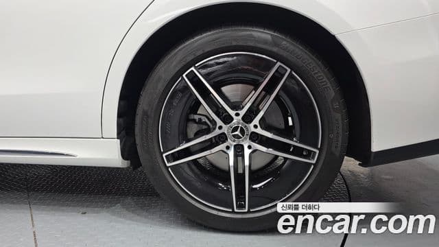 Mercedes-Benz E-класс W214 AMG Line, 2026 все фото