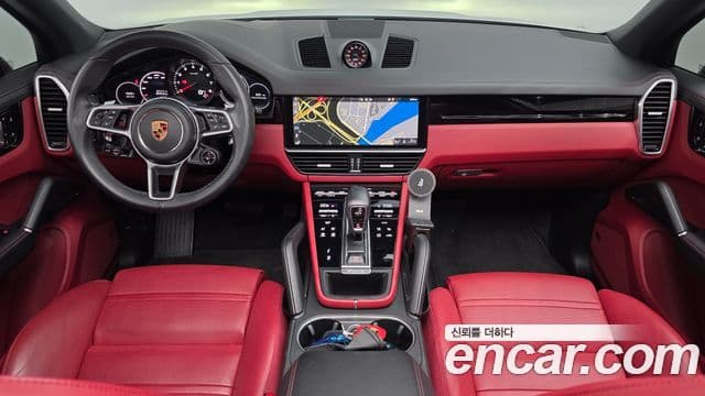 Porsche Cayenne (PO536), 2020 7