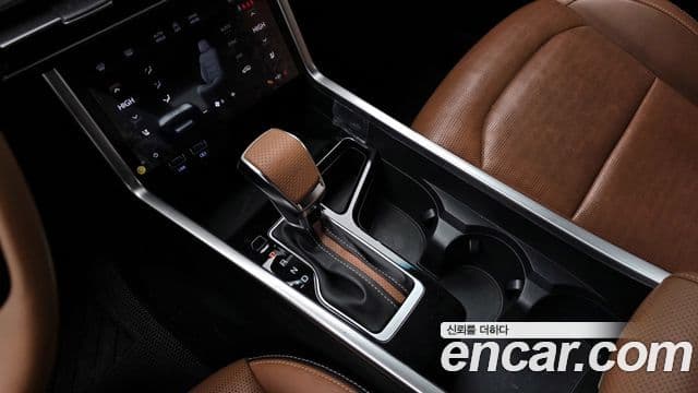 KG모빌리티(SsangYong) Torres T7, 2024 9