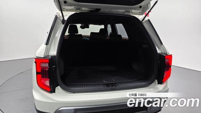 KG모빌리티(SsangYong) Torres T7, 2024 20