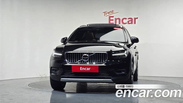 Volvo XC40 T4 Inscription, 2019 3