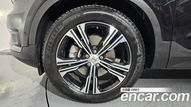 Volvo XC40 T4 Inscription, 2019 все фото